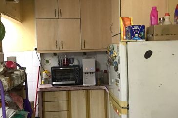 Taman Cahaya, Ampang