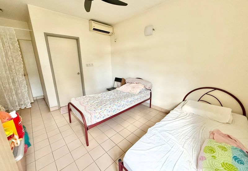 Perdana Exclusive Condominium