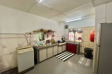 Taman Pinggiran Batu Caves