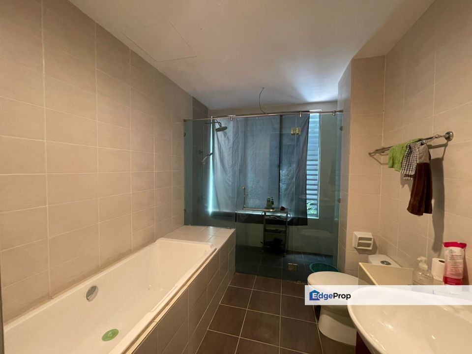 Three Storey Semid Taman Tropika Putra Bukit Rahman Putra, Selangor, Bukit Rahman Putra