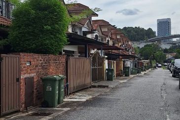 Kampung Sungai Penchala