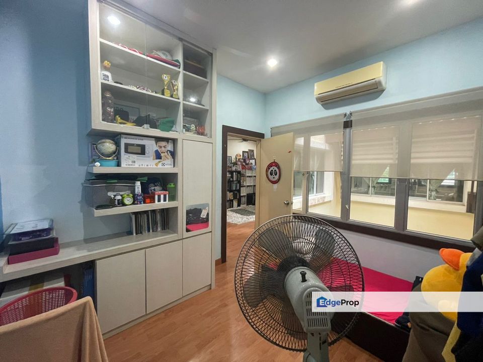 Denai Alam Double Storey Intermediate Partly Furnish, Selangor, Shah Alam