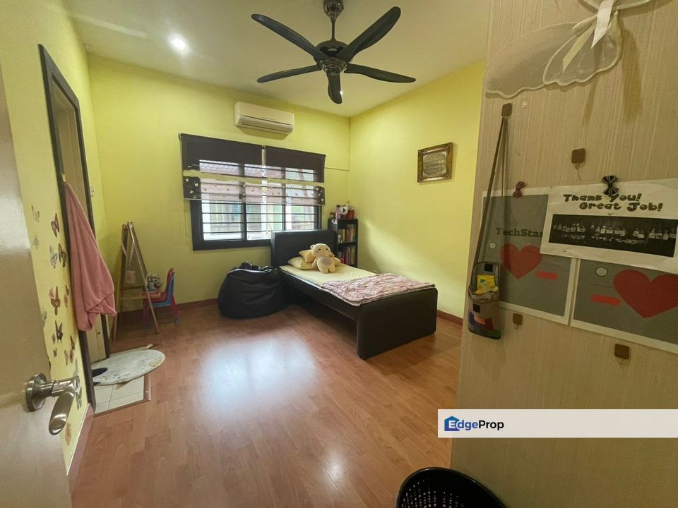 Denai Alam Double Storey Intermediate Partly Furnish, Selangor, Shah Alam