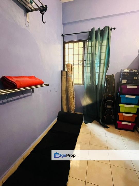 Partly Furnish Level 1 Sri Ara Apartment Ara Damansara, Selangor, Ara Damansara