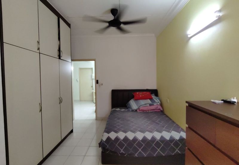 Jalan Sepah Puteri 5/11