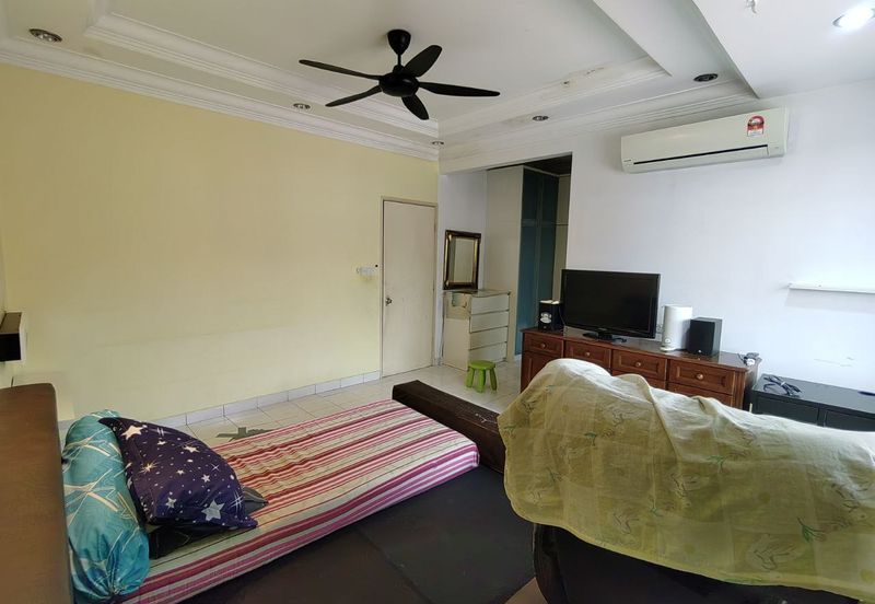 Jalan Sepah Puteri 5/11