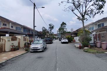 Jalan Sepah Puteri 5/11