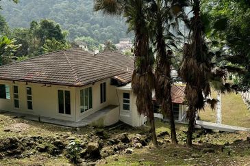 Kampung Sungai Penchala