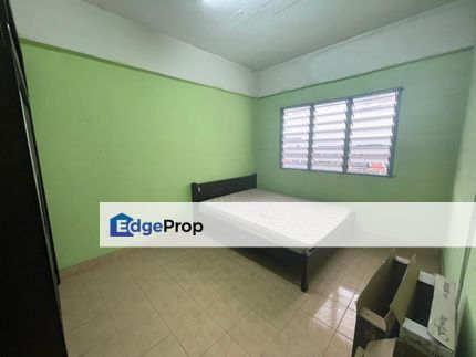 Partly Furnish Apartment Cempaka mid level, Selangor, Klang
