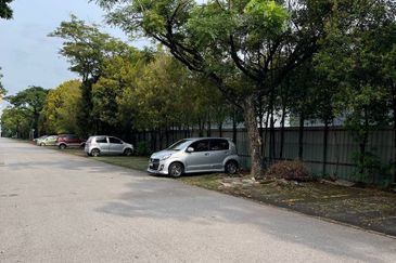 Taman Industrial Sungai Buloh (TSB Commercial Centre)