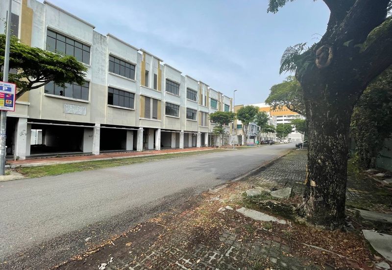 Taman Industrial Sungai Buloh (TSB Commercial Centre)