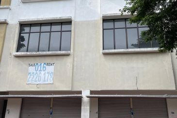 Taman Industrial Sungai Buloh (TSB Commercial Centre)