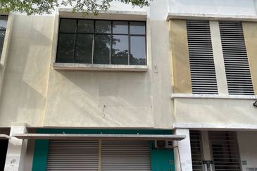 Taman Industrial Sungai Buloh (TSB Commercial Centre)