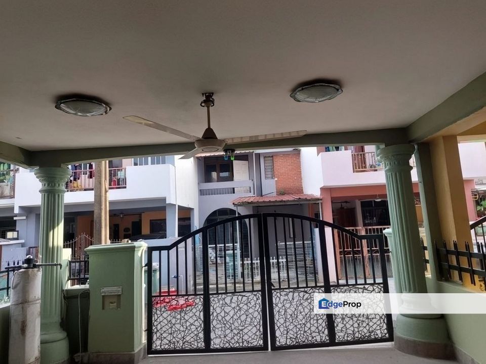 Double Storey Koperasi Polis Fasa 2 Intermediate, Kuala Lumpur, Gombak