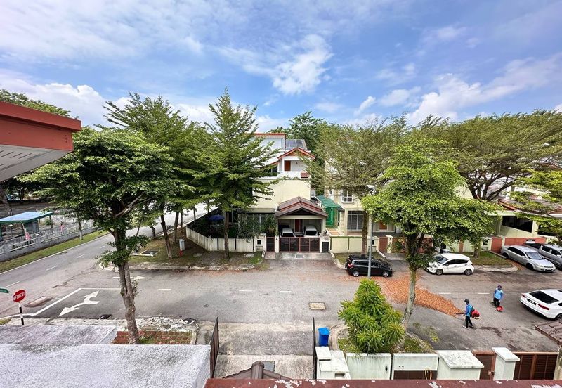 Seksyen 4, Shah Alam