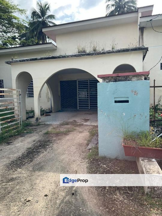 Tanah Lot Banglo Jalan kg Nor Zabidin Bentong, Pahang, Bentong