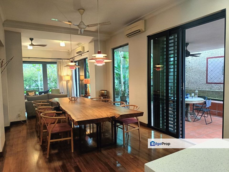 Double Storey Bungalow Mutiara Damansara, Selangor, Mutiara Damansara