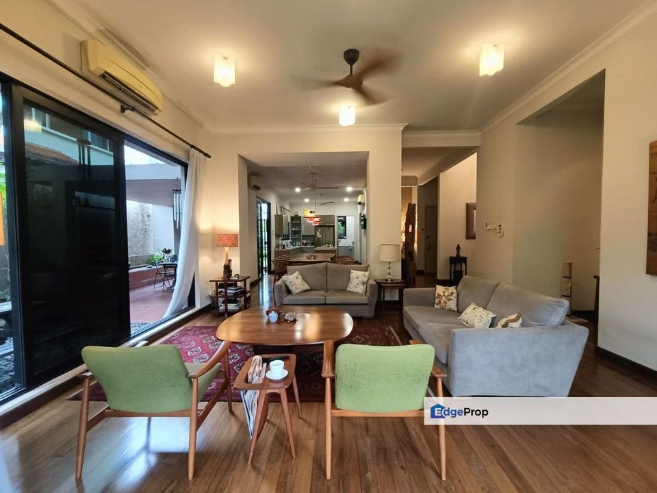 Double Storey Bungalow Mutiara Damansara, Selangor, Mutiara Damansara