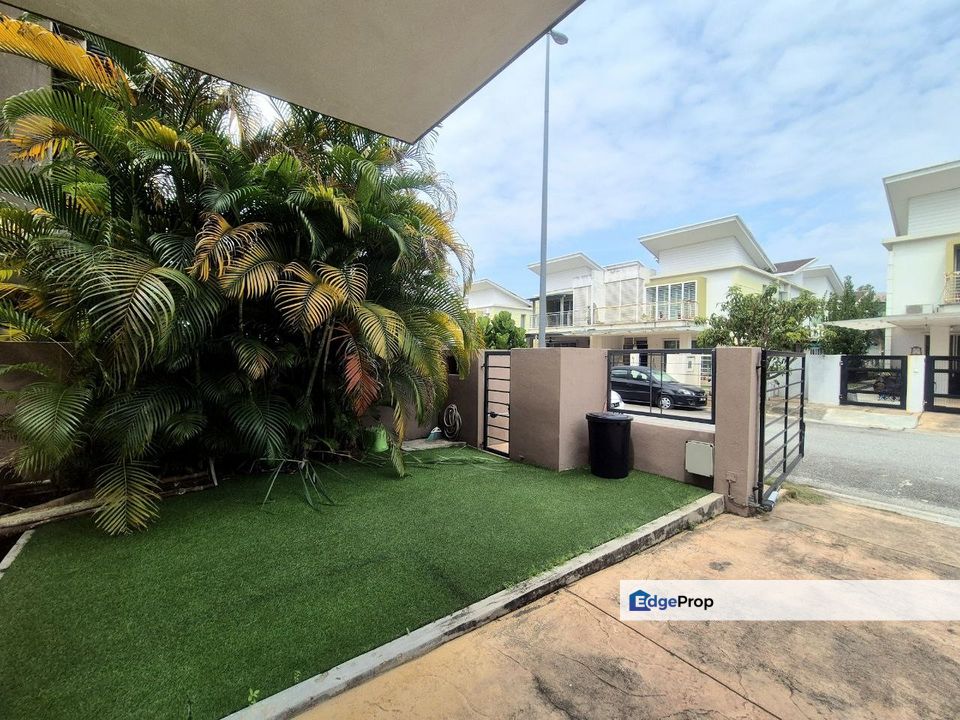 Three Storey Semid Tropika Putra Bukit Rahman Putra Intermediate, Selangor, Bukit Rahman Putra