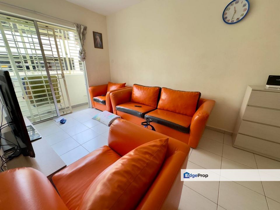 Groundfloor Mandarina Court Partly Furnish, Kuala Lumpur, Cheras