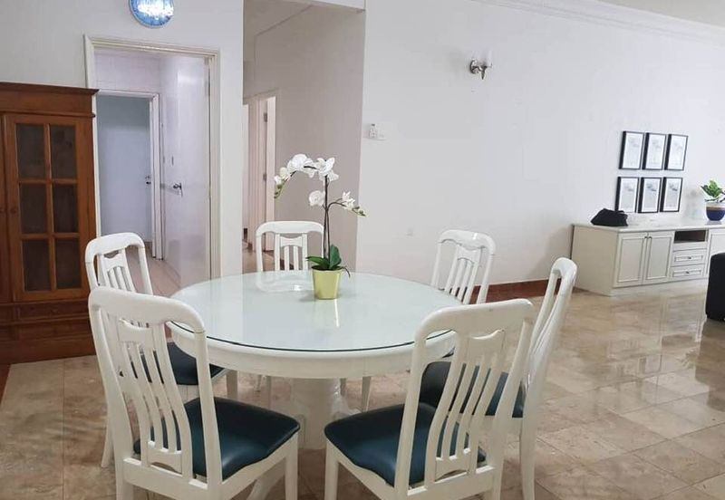 Corinthian Condominium