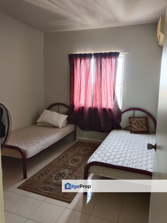 Laguna Biru 1 Fully Furnish For Sale, Selangor, Rawang