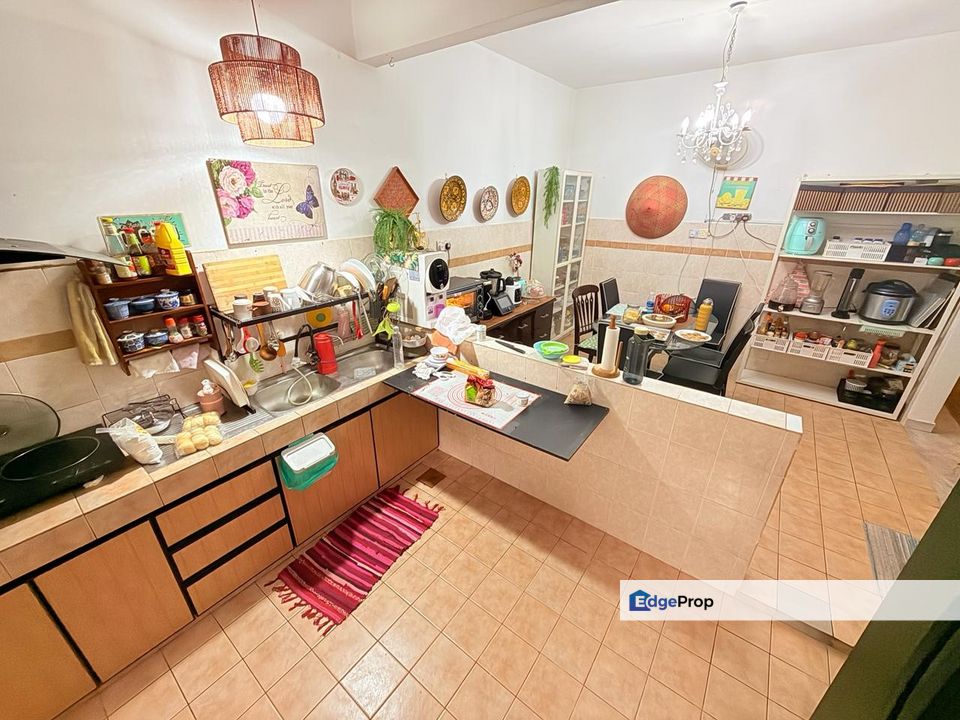 Double Storey Intermediate Putra Heights , Selangor, Subang Jaya