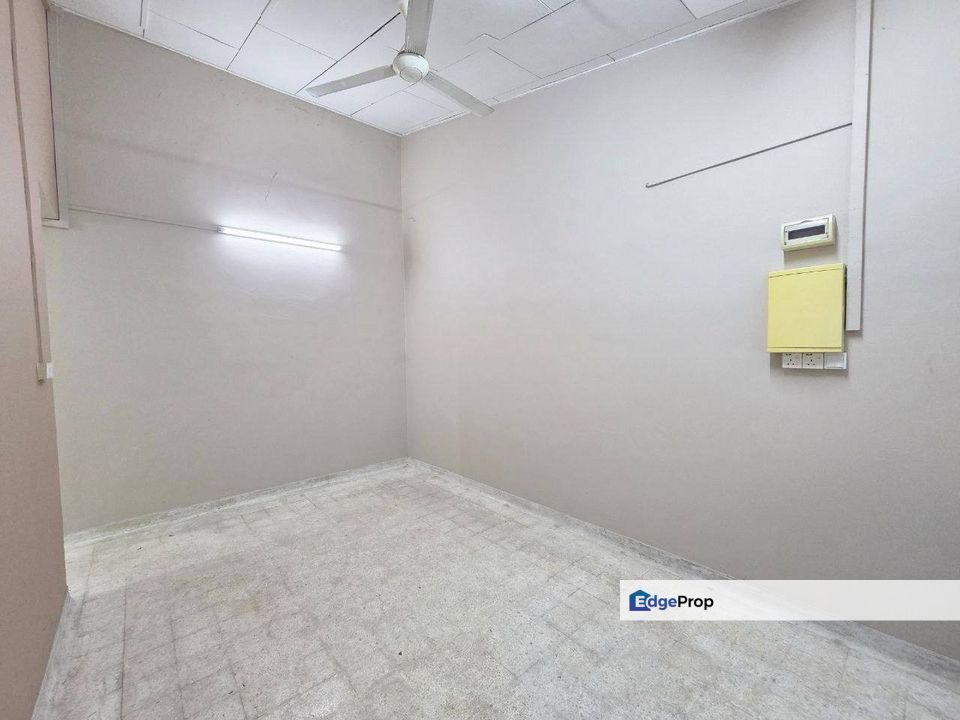 Single Storey Seksyen 4 Shah Alam Inter, Selangor, Shah Alam