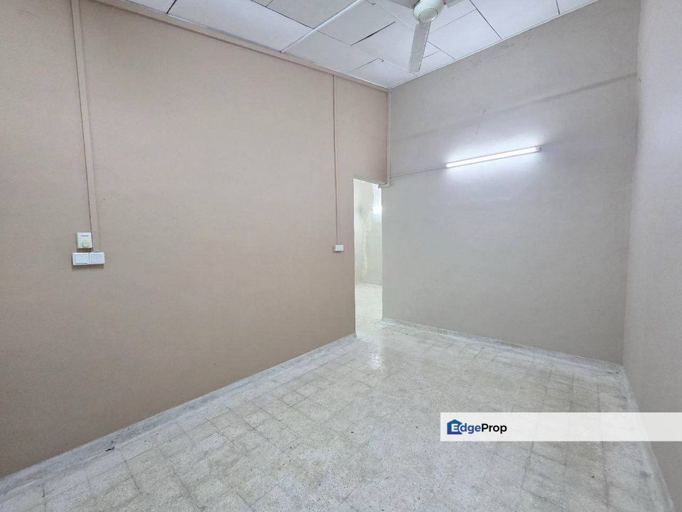 Single Storey Seksyen 4 Shah Alam Inter, Selangor, Shah Alam