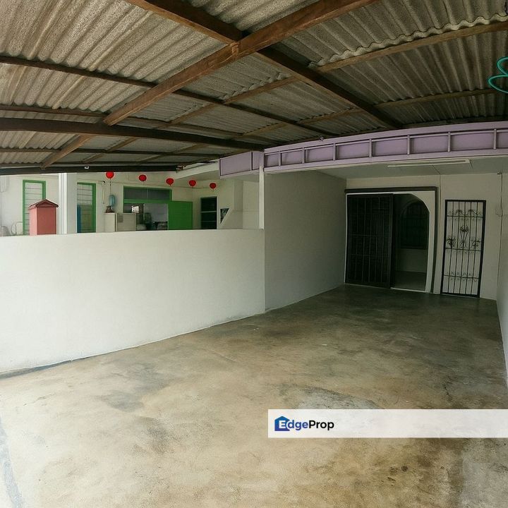 Double Storey Taman Serdang Jaya Low Cost Unit, Selangor, Seri Kembangan