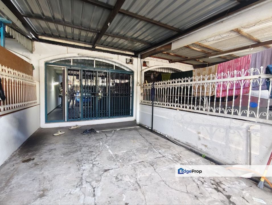 Two and Half Storey Taman Dato Senu, Kuala Lumpur, Sentul