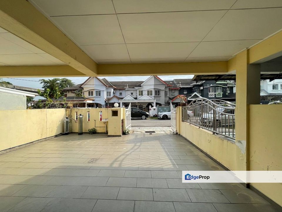 Double Storey Usj 9 Partly Furnish, Selangor, USJ