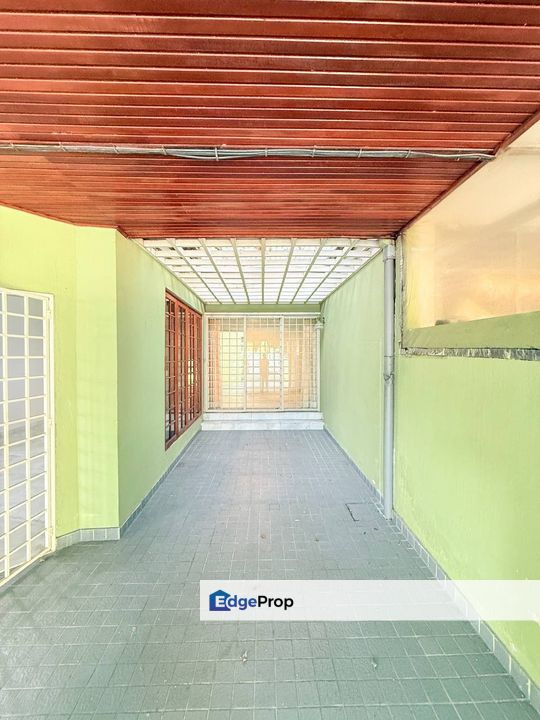 Ss 18 Subang Jaya Intermediate Double Storey, Selangor, Subang Jaya