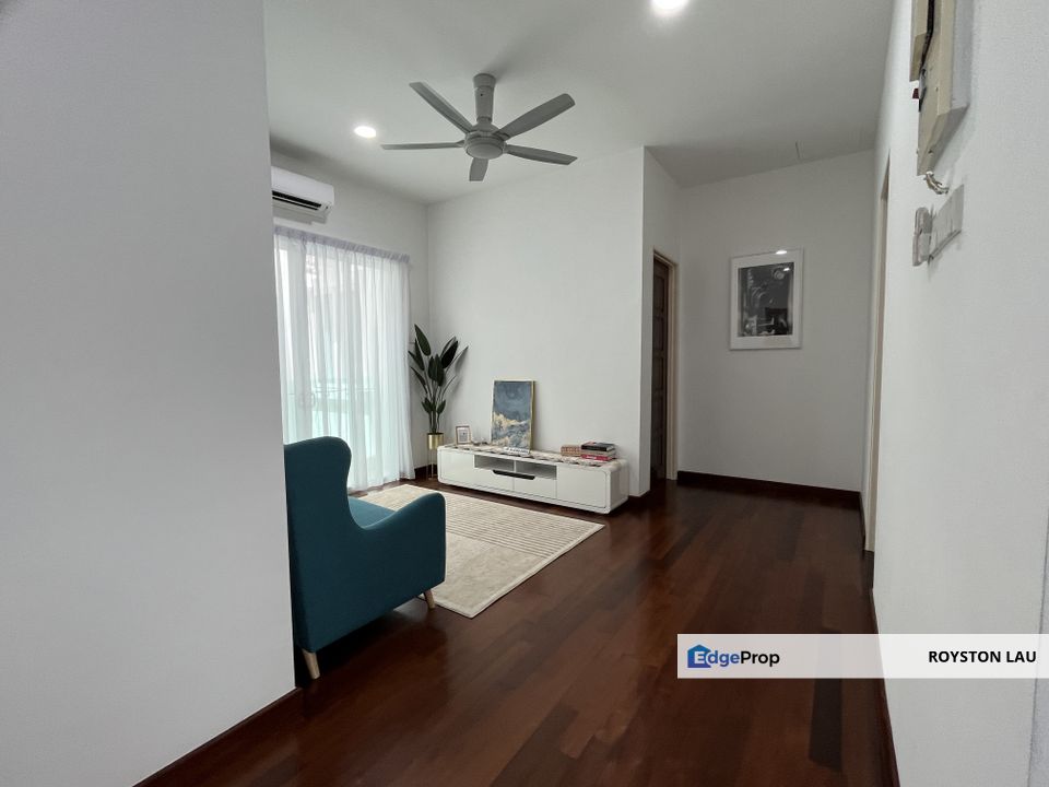 Puchong Big Built up Semi-D , Selling with attractive low entry package, good for 2 generation living ( Gated & Guarded ), Selangor, Puchong