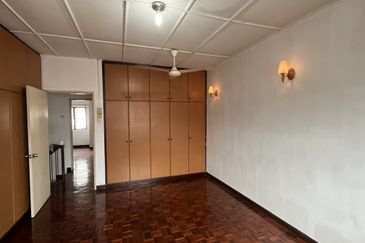 Seksyen 13, Bandar Country Homes