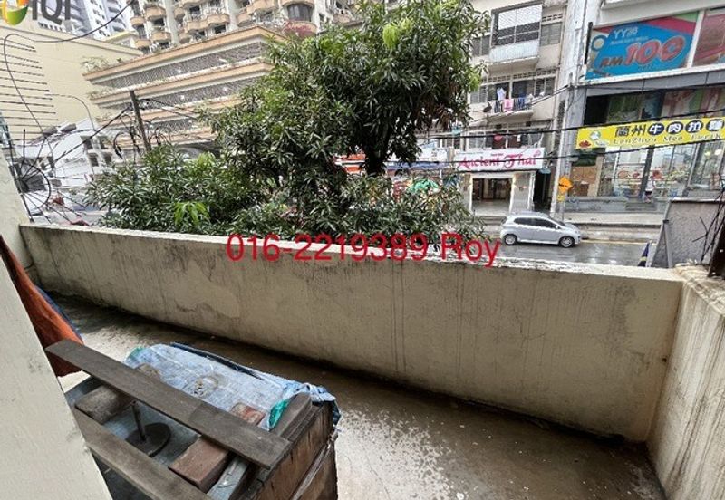 Bukit Bintang, Tengkat Tongshin Terrace shop with roof top