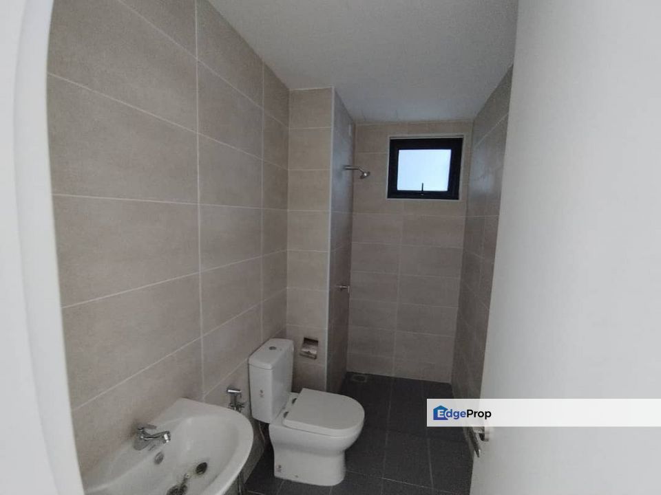 Alstonia Residence Newly Unit 1717 Sqft at Bandar Sungai Long for sale, Selangor, Bandar Sungai Long