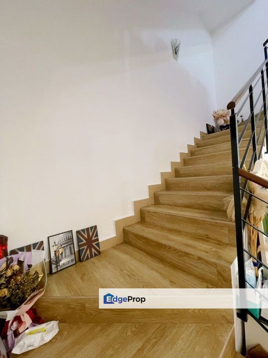 KYK Heights 3 Storey Landed at Balakong for sale, Selangor, Balakong
