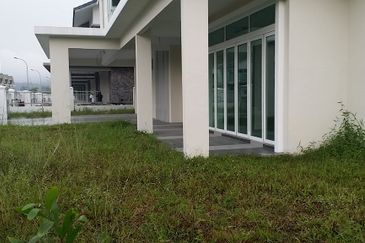 Villa Heights @ Equine Park