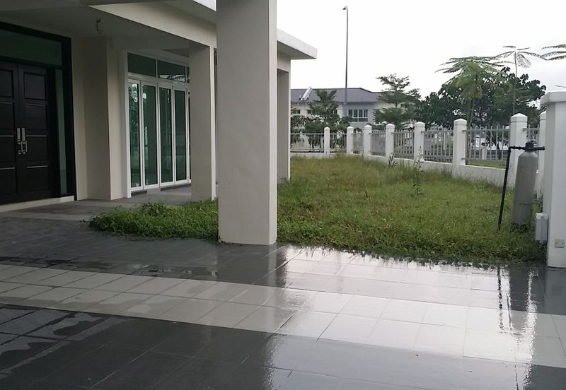 Villa Heights @ Equine Park