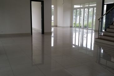 Villa Heights @ Equine Park