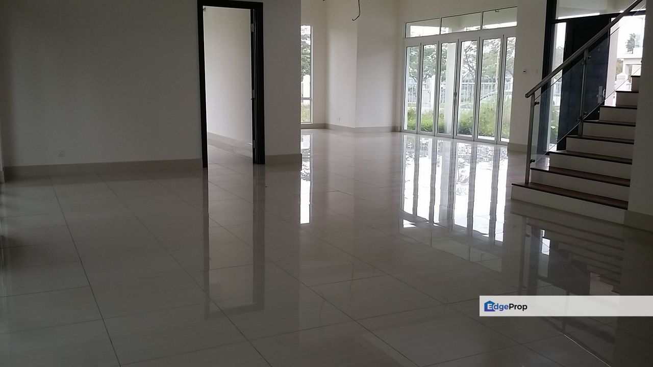 Villa Heights 2 Storey Corner Bungalow Lot for sale at Taman Equine, Selangor, Seri Kembangan