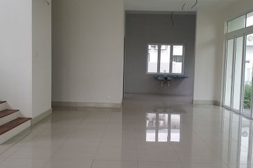 Villa Heights @ Equine Park