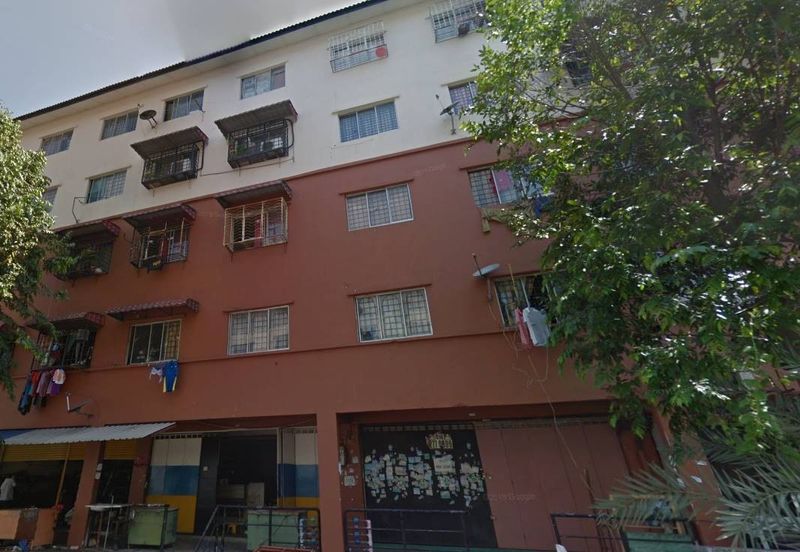 Pangsapuri Putra Raya