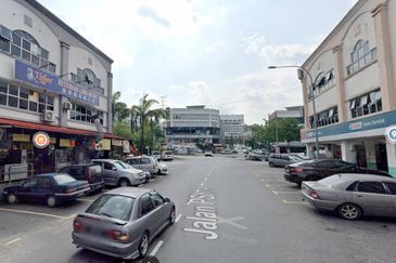 Pusat Perdagangan Seri Kembangan