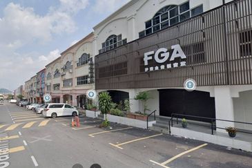 Pusat Perdagangan Seri Kembangan