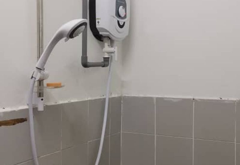 Glen Court, Bandar Sungai Long