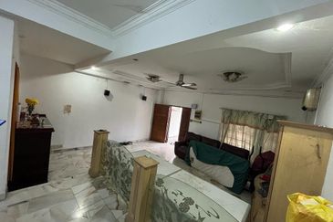 SL 6, Bandar Sungai Long