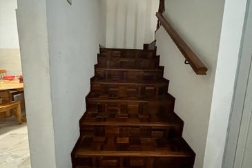 SL 6, Bandar Sungai Long