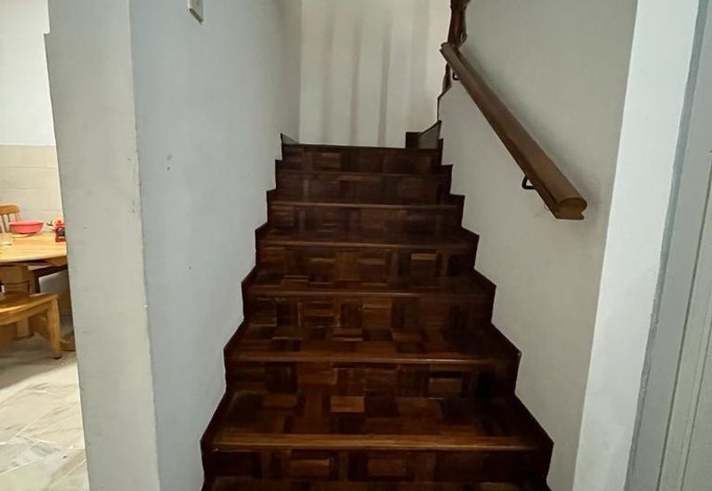 SL 6, Bandar Sungai Long